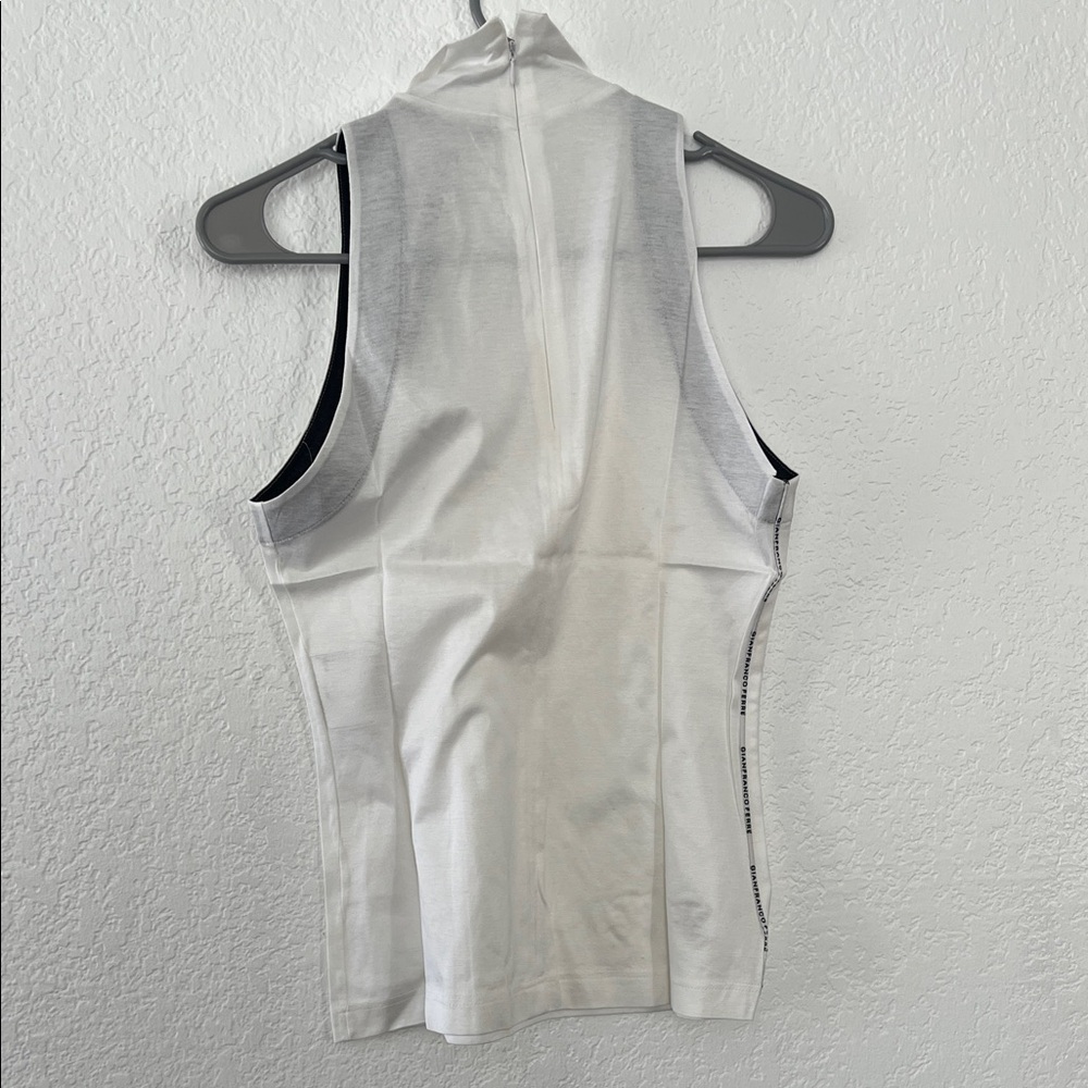 Gianfranco Ferre White and Gray Sleeveless Top - Picture 3 of 3